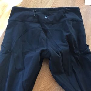 Full length size 6 lulu lemon!